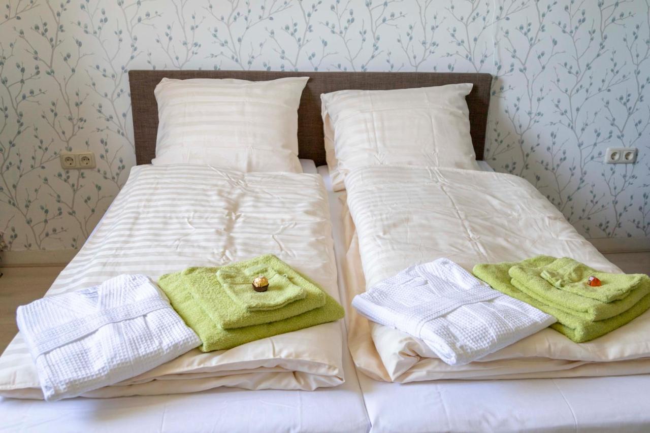 B&B Antoniushoeve Lomm Экстерьер фото